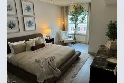 100 Eisenhower Pkway #358, Livingston, NJ 07039 - Photo 4