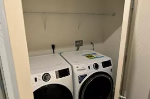 100 Eisenhower Pkwy, Livingston, NJ 07039 - Photo 8