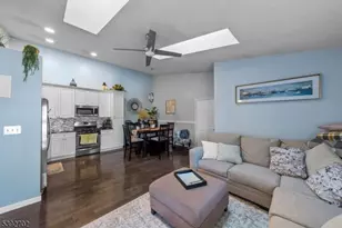 9 Ruby Ct, Franklin Township, NJ 08823 - Photo 8