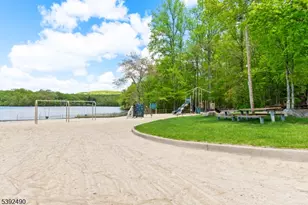 2 Briarcliff Terrace, Kinnelon, NJ 07405 - Photo 44