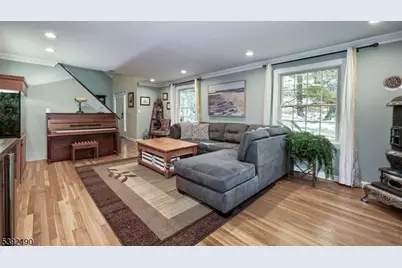 2 Briarcliff Ter, Kinnelon, NJ 07405 - Photo 22