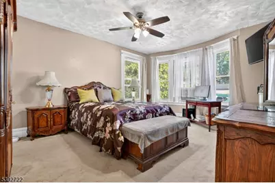 53 Wilcox Ave, East Orange, NJ 07018 - Photo 20