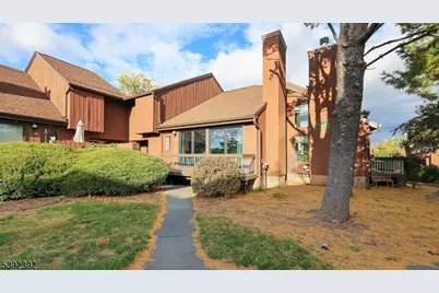 51 Taurus Dr #3A, Hillsborough Township, NJ 08844 - Photo 2