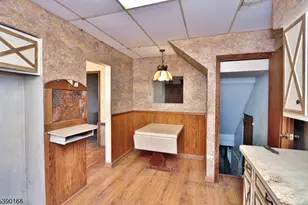 164 E Clay Ave, Roselle Park, NJ 07204 - Photo 14