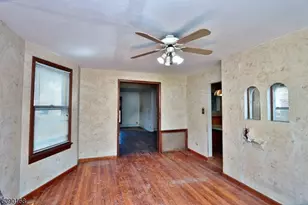 164 E Clay Ave, Roselle Park, NJ 07204 - Photo 10