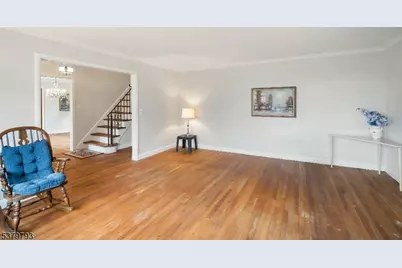 31 Collamore Ter, West Orange Township, NJ 07052 - Photo 6