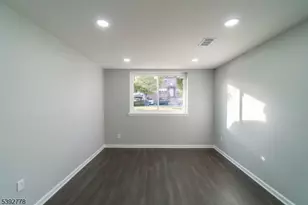 106 College Dr, Edison Twp., NJ 08817 - Photo 14