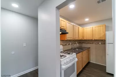 106 College Dr #106, Edison Twp., NJ 08817 - Photo 10