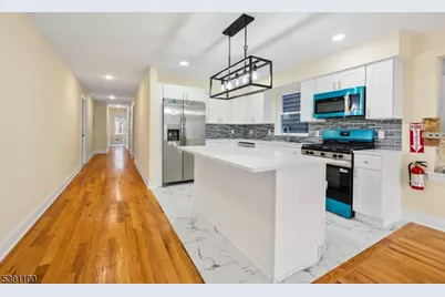 373 Chadwick Ave, Newark, NJ 07112 - Photo 4