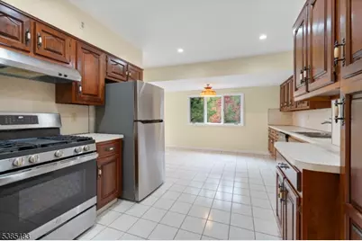 4489 Route 27, Franklin Township, NJ 08540 - Photo 10