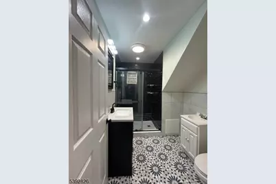 904 Cross, Elizabeth, NJ 07208 - Photo 18