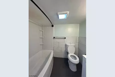 904 Cross, Elizabeth, NJ 07208 - Photo 20