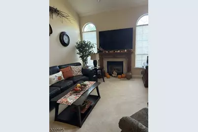 199 Teasel Ct, Readington, NJ 08889 - Photo 2