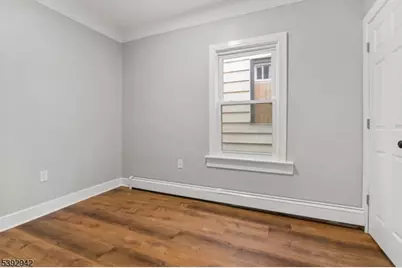 139 Ripley Pl, Elizabeth, NJ 07206 - Photo 8