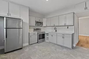 139 Ripley Pl, Elizabeth, NJ 07206 - Photo 4