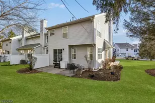 13 Winding Brook Rd, Hamburg, NJ 07419 - Photo 4