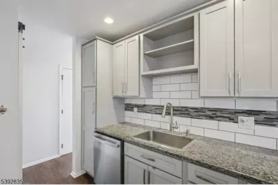 13 Winding Brook Rd, Hamburg, NJ 07419 - Photo 16