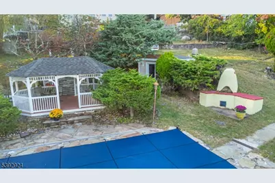 11 Mountain Way South, West Orange Township, NJ 07052 - Photo 40