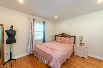 11 Mountain Way South, West Orange Township, NJ 07052 - Photo 28