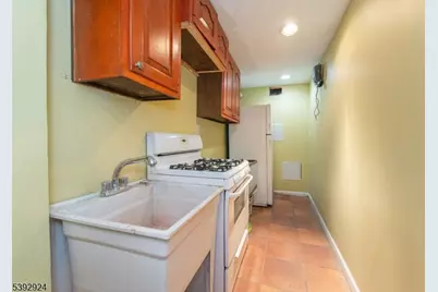 11 Mountain Way South, West Orange Township, NJ 07052 - Photo 32