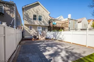 284 S 6th St, Newark, NJ 07103 - Photo 28