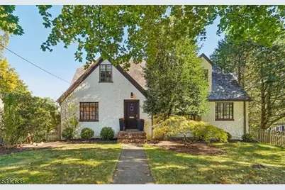 3 Rose Ave, Madison, NJ 07940 - Photo 1