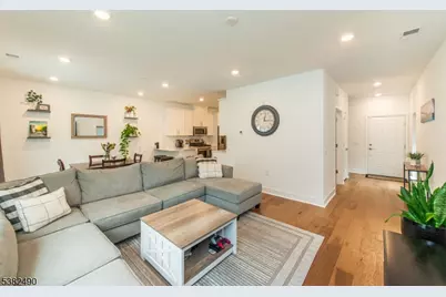 69 Veterans Way, Morris Plains, NJ 07950 - Photo 2