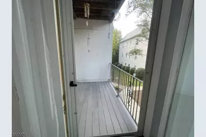 710 Brittany Dr #10, Wayne, NJ 07470 - Photo 4