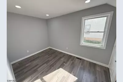280 William St #A, Rahway, NJ 07065 - Photo 2