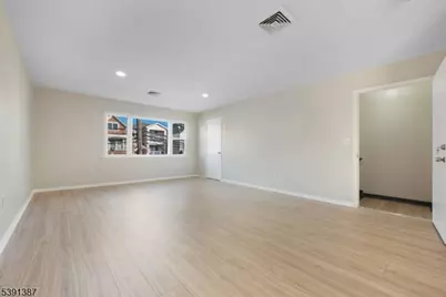 566 2nd Ave, Elizabeth, NJ 07202 - Photo 20