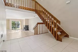 10G Brookline Ct, Montgomery Township, NJ 08540 - Photo 4