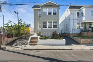 46 Norwood Ave, Irvington, NJ 07111 - Photo 2