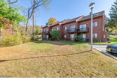 5 Sugar Loaf Ct #7, Vernon, NJ 07462 - Photo 16