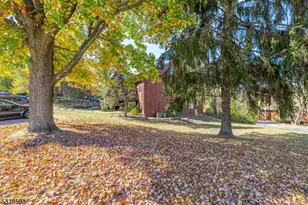 5 Sugar Loaf Ct, Vernon, NJ 07462 - Photo 20