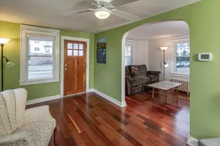 25 Canal St, Raritan, NJ 08869 - Photo 4