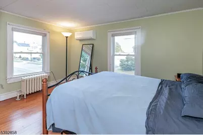 25 Canal St, Raritan, NJ 08869 - Photo 12