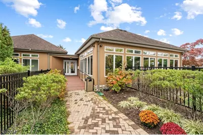 42 Larkin Cir, West Orange Township, NJ 07052 - Photo 24