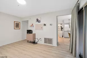 42 Larkin Cir, West Orange Township, NJ 07052 - Photo 12