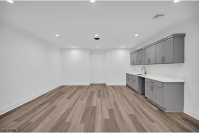 74 Hillside Ter, Livingston, NJ 07039 - Photo 34