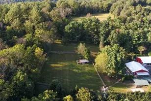 201 Lows Hollow Rd, Lopatcong Township, NJ 08886 - Photo 6