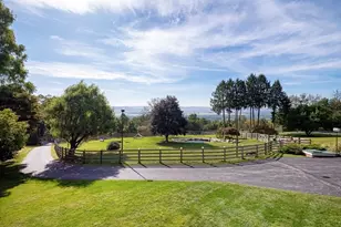 201 Lows Hollow Rd, Lopatcong Township, NJ 08886 - Photo 4