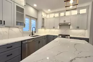 428 Railroad Ave, Old Bridge Township, NJ 08879 - Photo 4