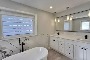 428 Railroad Ave, Old Bridge Township, NJ 08879 - Photo 22