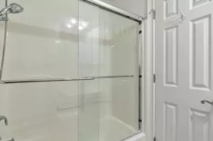 112 N Broadway, Old Bridge Township, NJ 08879 - Photo 30