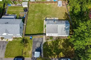 990 Rebecca Pl, Woodbridge Township, NJ 08830 - Photo 16