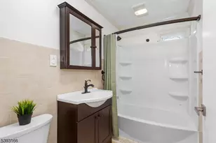 990 Rebecca Pl, Woodbridge Township, NJ 08830 - Photo 26