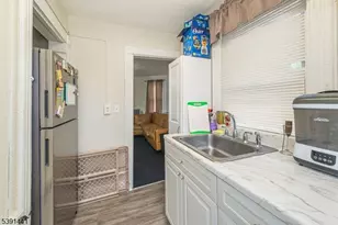 126 Prospect St, Dover, NJ 07801 - Photo 16