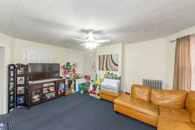 126 Prospect Street, Dover, NJ 07801 - Photo 10