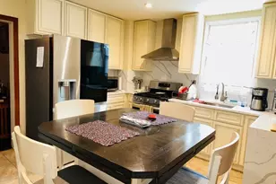 569 Cornell St, Perth Amboy, NJ 08861 - Photo 2