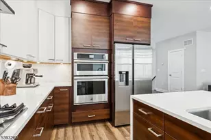 17 E Hartwick Dr, Montgomery Township, NJ 08558 - Photo 14